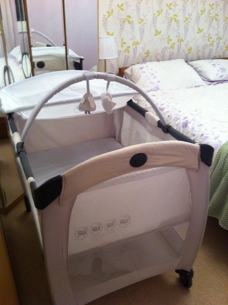 bassinet light